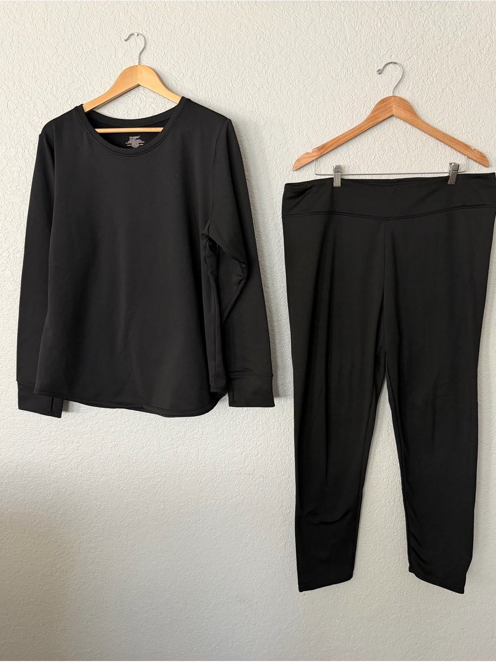 ClimateRight Black Women's Lounge Fleece  Lined Pajama Set Top & Leggings